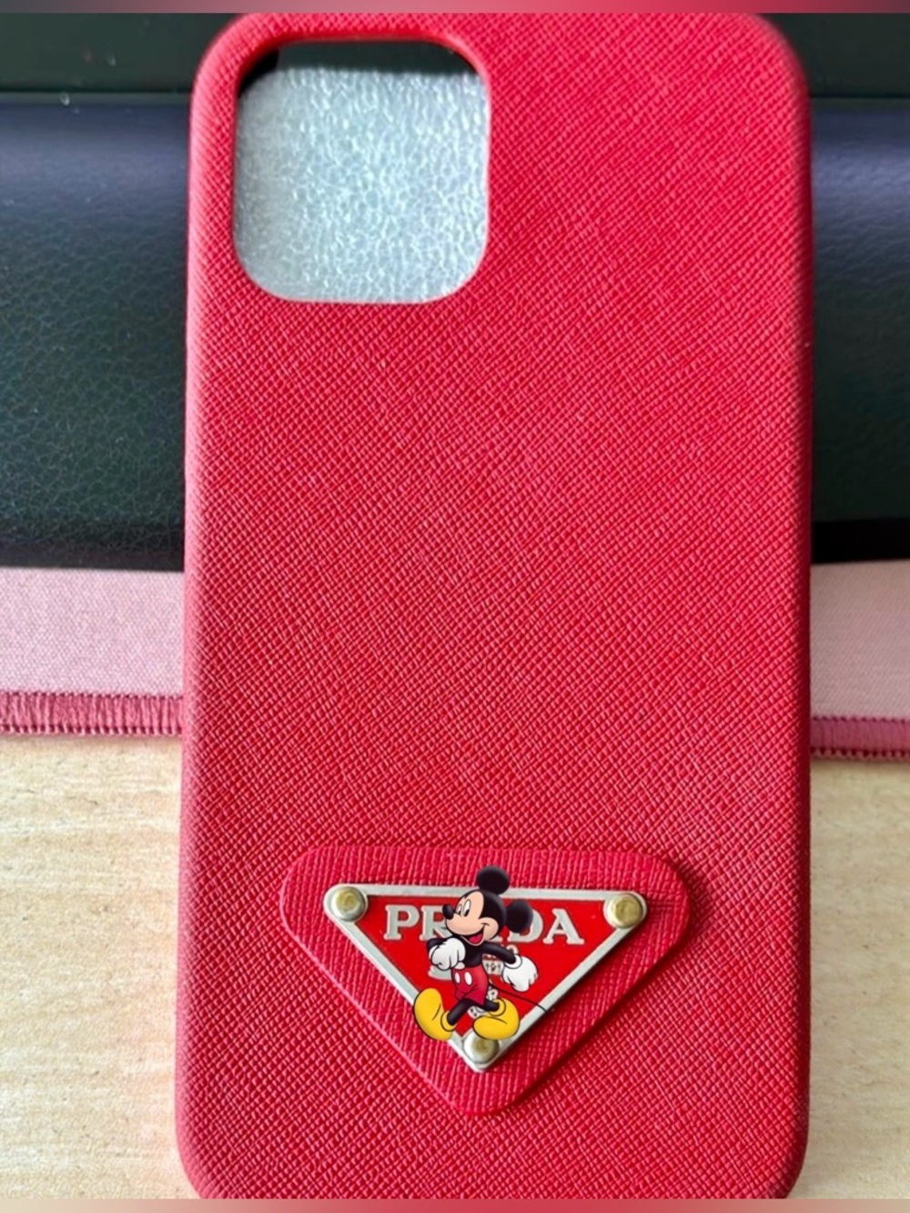 Fashion IPhone 12 phone Case’s - Picture 3 of 8